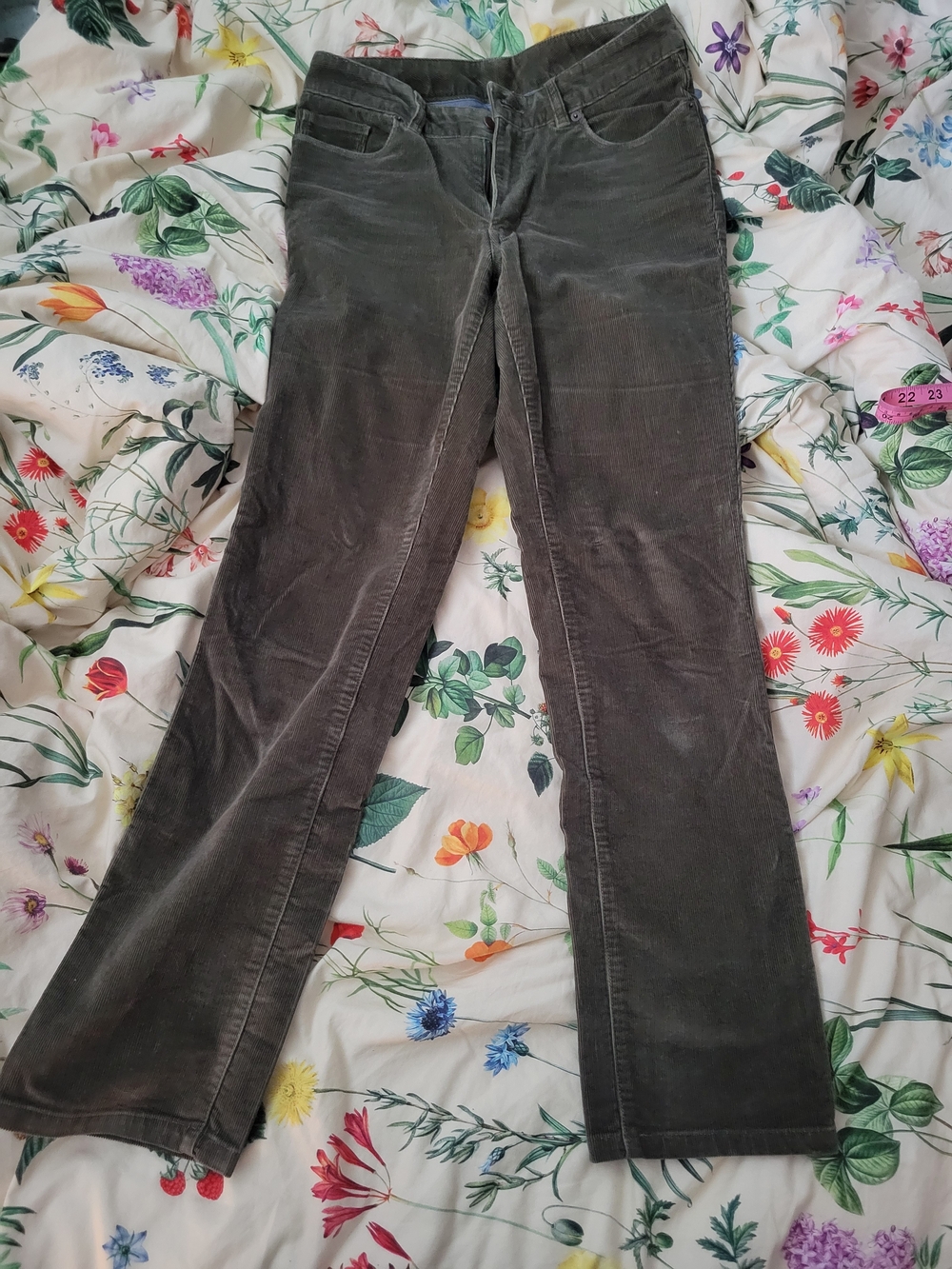 L.L.Bean Olive Green Corduroy Favorite Fit Pants
